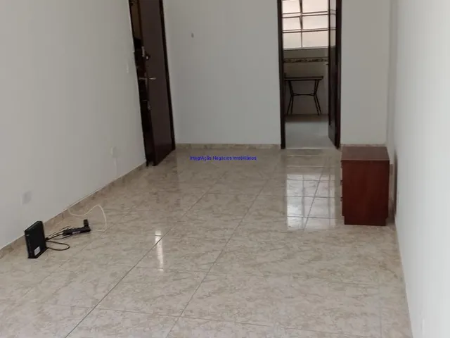 Imagem 7: Apartamento 96M², 03 Dormitórios e 02 Banheiros. Condomínio com Portaria, Elevadores e Zelador. Excelente Localização
