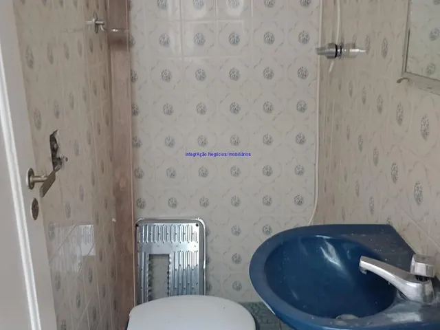 Imagem 2: Apartamento 96M², 03 Dormitórios e 02 Banheiros. Condomínio com Portaria, Elevadores e Zelador. Excelente Localização