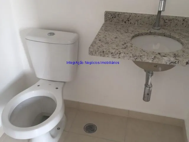 Imagem 9: Condomínio com Recepção e Segurança. Excelente Localização Entre as Ruas Fradique Coutinho, Fidalga e Aspicuelta