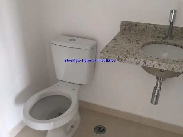 Imagem 14: Condomínio com Recepção e Segurança. Excelente Localização Entre as Ruas Fradique Coutinho, Fidalga e Aspicuelta