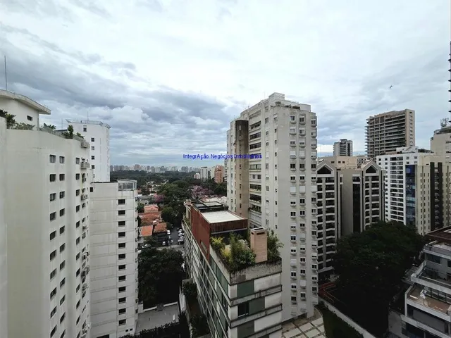 Imagem: Condomínio com Segurança, Piscina, Academia