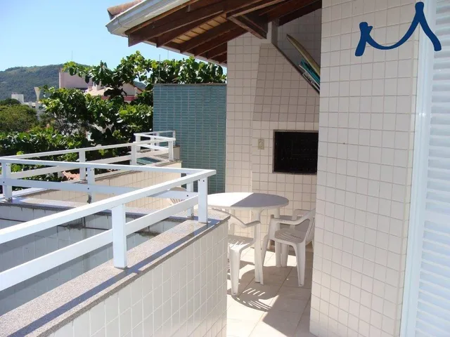 Imagem 7: Apartamento de cobertura com ampla sacada