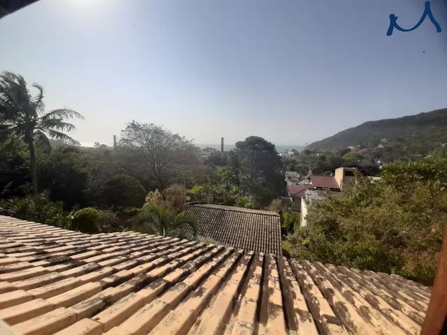 Imagem 7: Um paraíso no meio do morro da Praia da Lagoinha!!