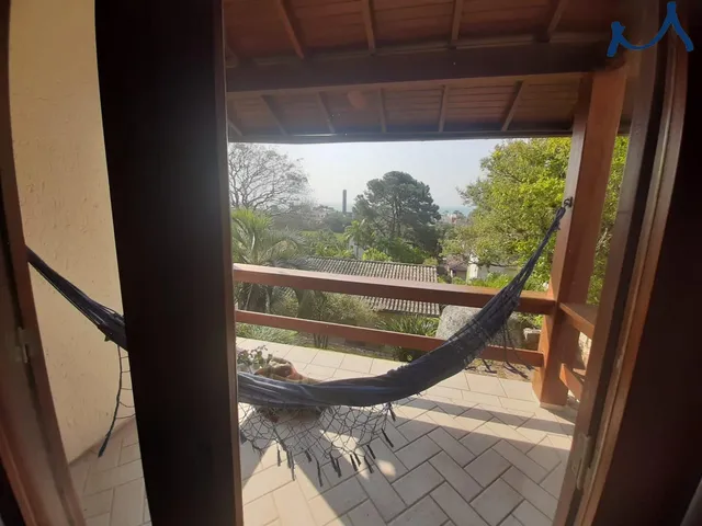 Imagem 8: Um paraíso no meio do morro da Praia da Lagoinha!!