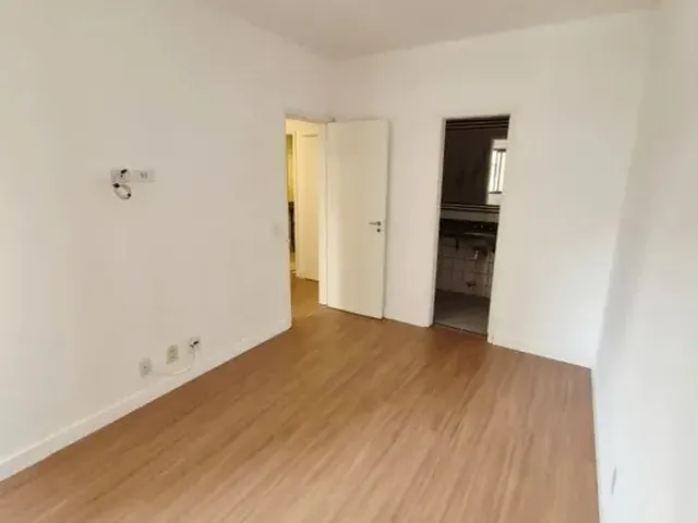 Imagem 16: Apartamento à venda na Barra da Tijuca, Costa Blanca ? ABM: 2 quartos, 1 suíte, 1 sala