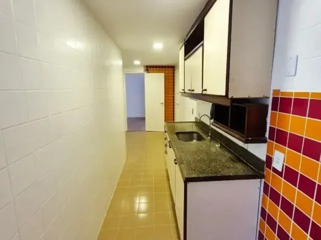 Imagem 6: Apartamento à venda na Barra da Tijuca, Costa Blanca ? ABM: 2 quartos, 1 suíte, 1 sala