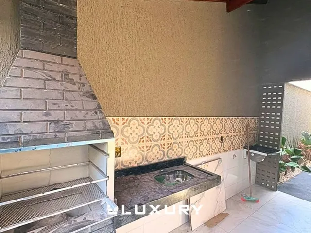 Imagem 3: Casa à venda no Setor Primavera com 3 quartos, suíte e pé direito alto
