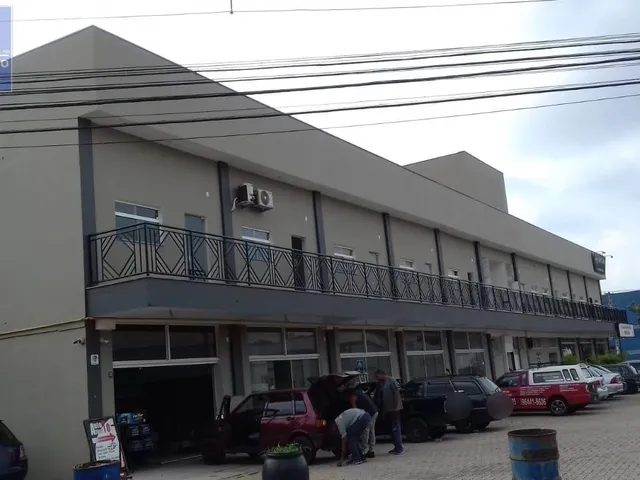 Imagem: Sala Comercial Locação R$1.200 Ao Lado