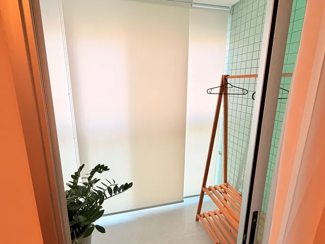 Imagem 15: Apartamento de 3 quartos, andar alto, totalmente reformado e montado, vagas soltas e