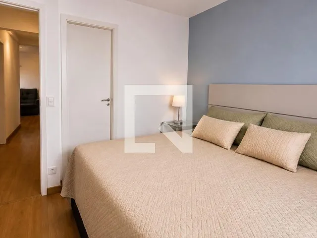 Imagem 4: Este espaçoso apartamento localizado na cidade de Santo André oferece uma excelente