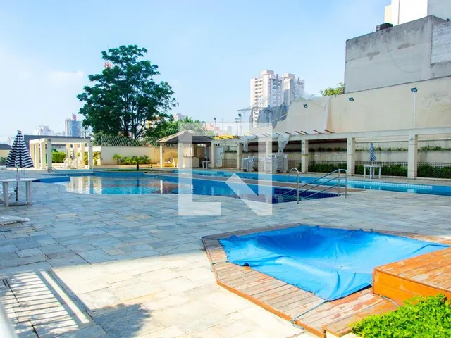 Imagem 8: Este espaçoso apartamento localizado na cidade de Santo André oferece uma excelente