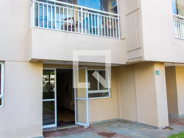Imagem 2: Este espaçoso apartamento localizado na cidade de Santo André oferece uma excelente
