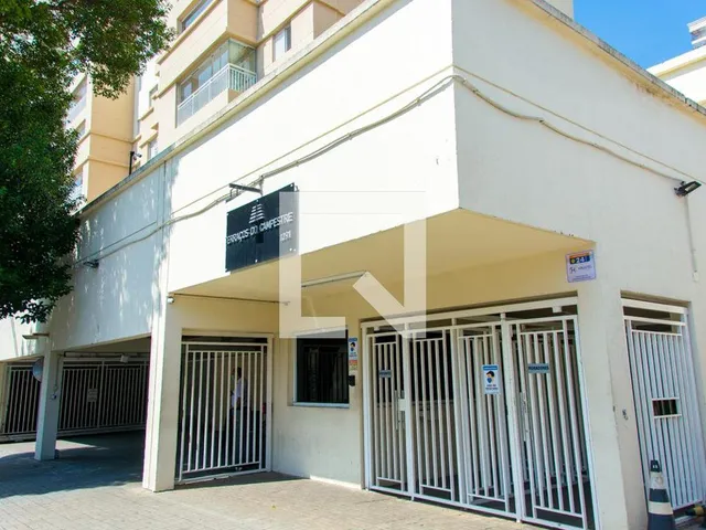 Imagem 14: Este espaçoso apartamento localizado na cidade de Santo André oferece uma excelente
