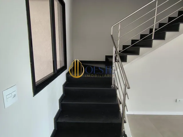 Imagem 8: Triplex Geminado de Alto Padrão com Piscina no Maria Luiza