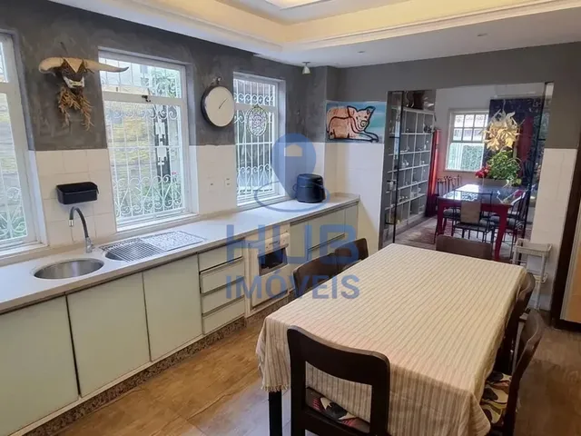 Imagem 10: Casa 4 Dormitórios EXCLUSIVA, 1 Suíte, 305 m2, 3 vagas, Corrego Grande
