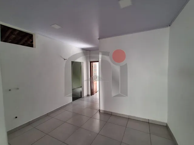 Imagem 4: Salão em Região Movimentada