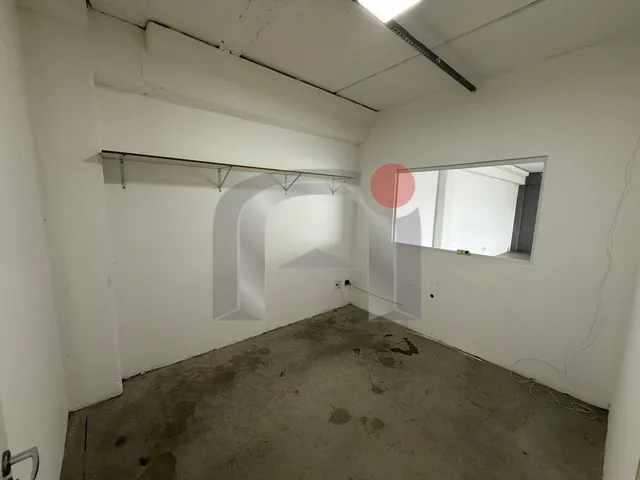 Imagem 13: Salão Dentro de Área Comercial em Localização Privilegiada