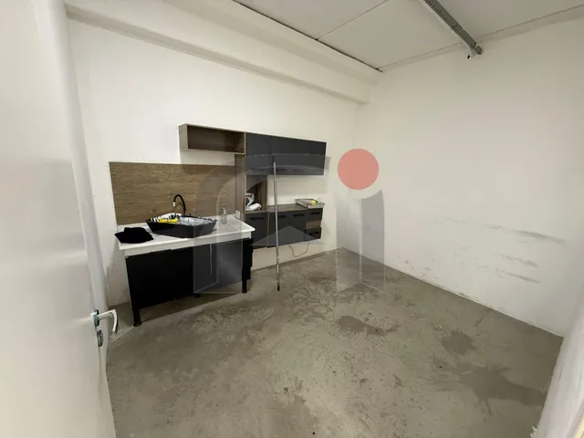 Imagem 6: Salão Dentro de Área Comercial em Localização Privilegiada