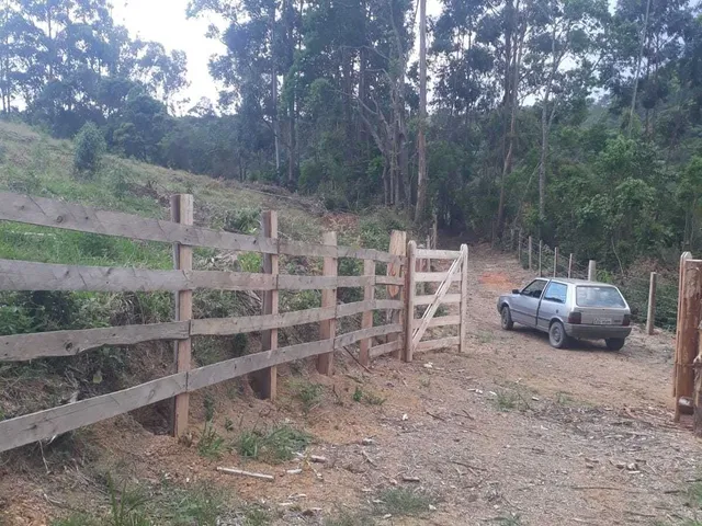 Imagem: Sítio à venda em Poços de Caldas/MG