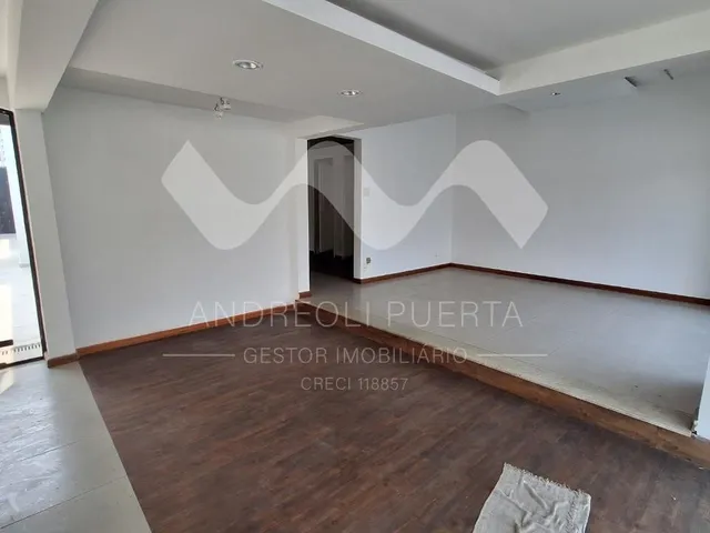 Imagem: Casa Comercial em Mogi das Cruzes - São