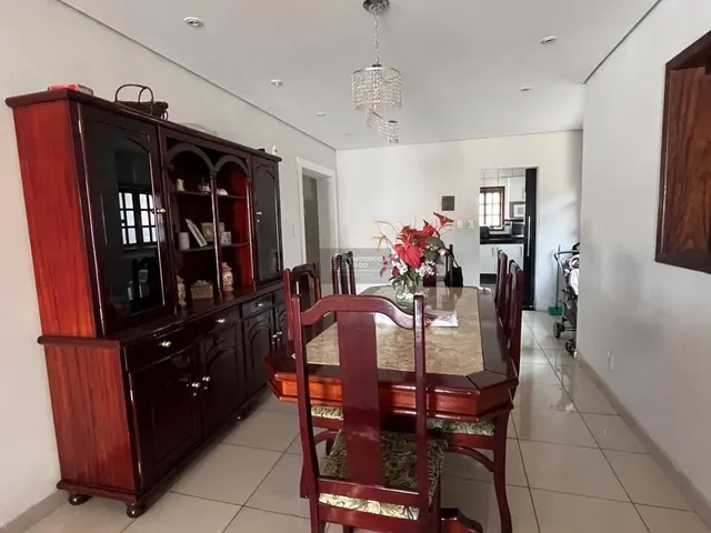 Imagem 8: Casa de Alto Padrão à Venda – Bairro Planalto