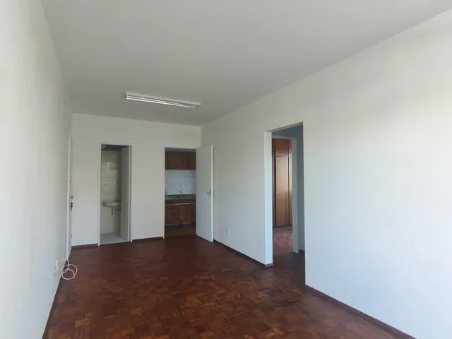 Imagem 9: ED ITAPOA NO CENTRO DE CASCAVEL, LOCALIZADO NA RUA PARANÁ, 5º ANDAR, PRÉDIO COM