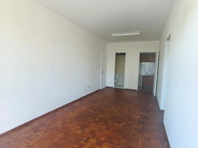 Imagem 10: ED ITAPOA NO CENTRO DE CASCAVEL, LOCALIZADO NA RUA PARANÁ, 5º ANDAR, PRÉDIO COM
