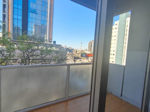 Imagem 11: ED ITAPOA NO CENTRO DE CASCAVEL, LOCALIZADO NA RUA PARANÁ, 5º ANDAR, PRÉDIO COM