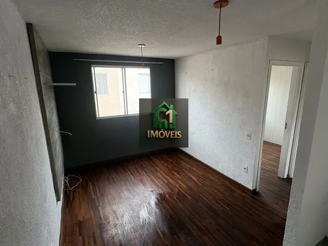 Imagem: O apartamento possui 2 Dormitórios, 1 Banheiro, 1 Vaga na