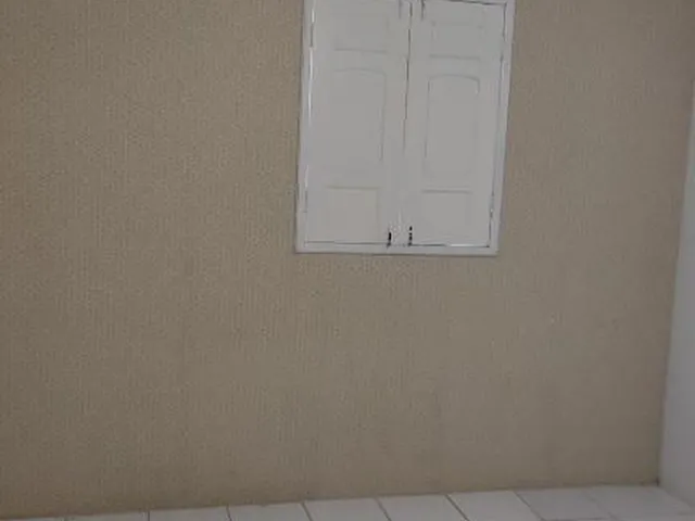 Imagem 6: CASA EM CANDEIAS