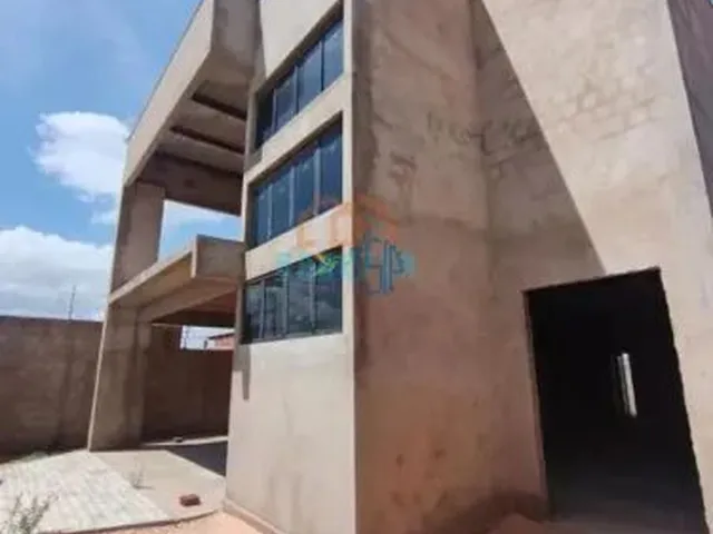 Imagem: CASA AMPLA NA AVENIDA PEDRO MARQUES DE OLIVEIRA