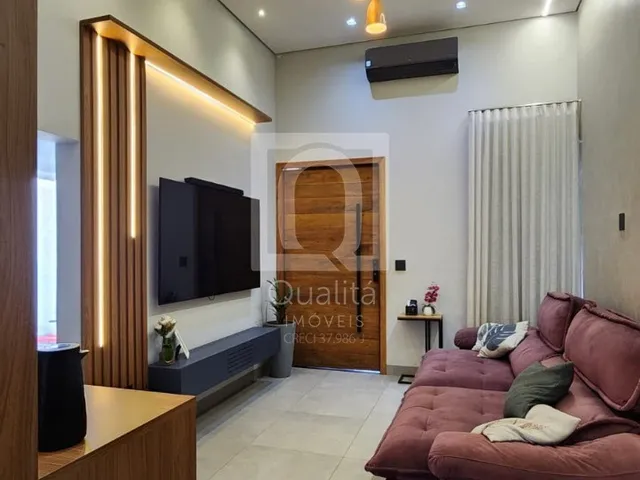 Imagem: A casa em condomínio possui 3 Dormitórios, 1 Suíte, 2