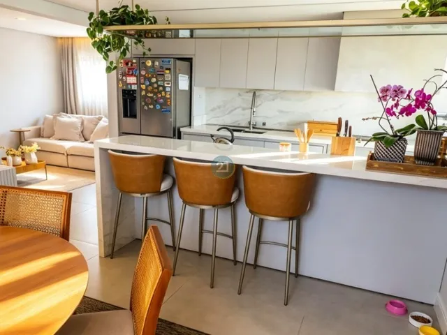 Imagem 7: Alugo cobertura duplex com ofurô e varanda gourmet, 03 quartos, 02 garagem, 230m²