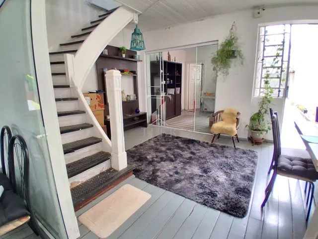 Imagem 8: Casa à venda no bairro Floresta - Porto Alegre/RS