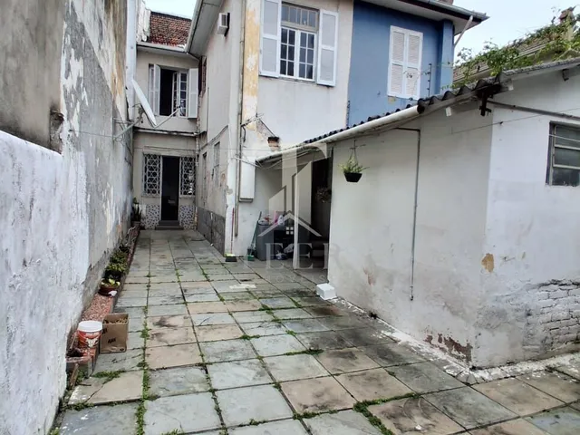 Imagem 4: Casa à venda no bairro Floresta - Porto Alegre/RS