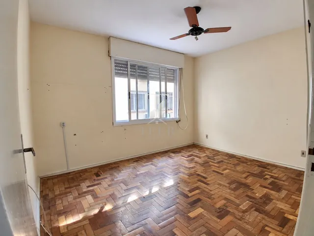 Imagem 12: Apartamento à venda no bairro Humaitá - Porto Alegre/RS