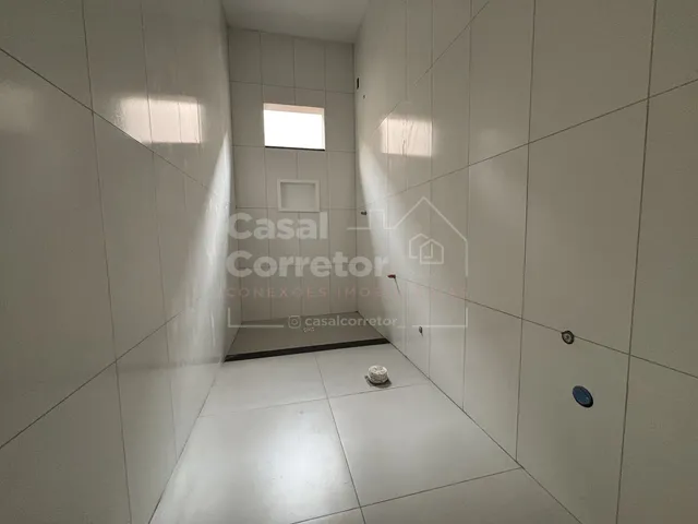 Imagem 2: Casa de 2 dormitórios em loteamento com muita área verde