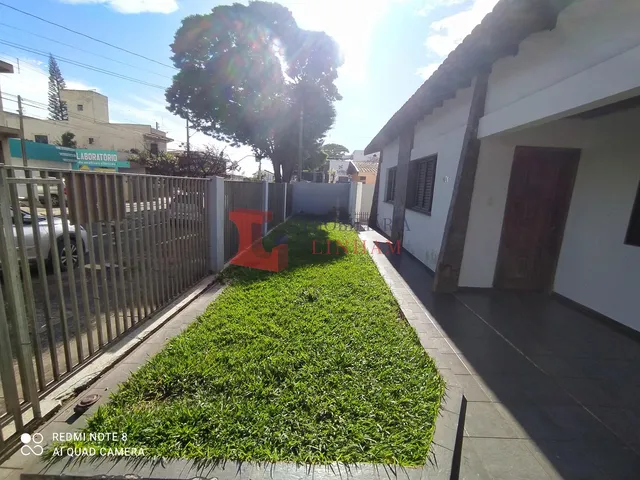 Imagem 3: APENAS 1 QUADRA DA PADARIA CHIQUE NA AVENIDA ARAPONGAS -CASA A VENDA