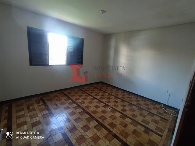 Imagem 7: APENAS 1 QUADRA DA PADARIA CHIQUE NA AVENIDA ARAPONGAS -CASA A VENDA