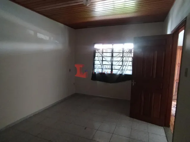 Imagem 13: APENAS 1 QUADRA DA PADARIA CHIQUE NA AVENIDA ARAPONGAS -CASA A VENDA