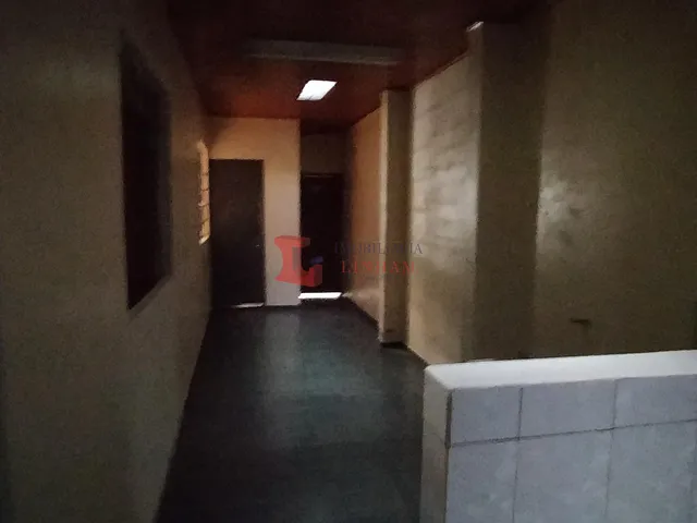 Imagem 15: APENAS 1 QUADRA DA PADARIA CHIQUE NA AVENIDA ARAPONGAS -CASA A VENDA