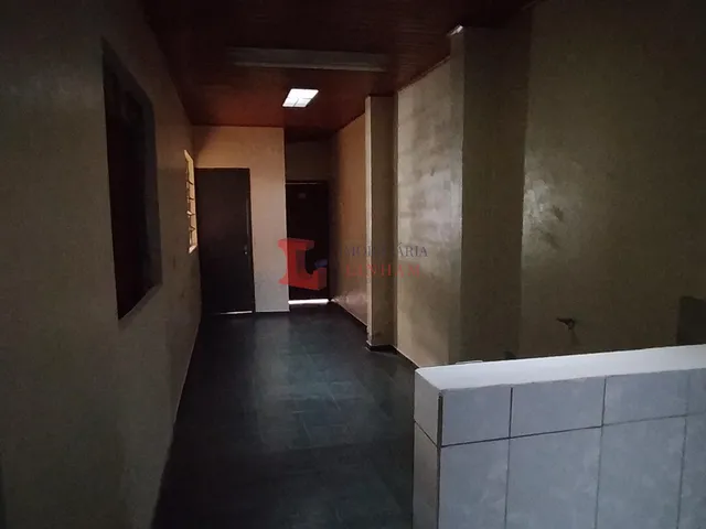 Imagem 16: APENAS 1 QUADRA DA PADARIA CHIQUE NA AVENIDA ARAPONGAS -CASA A VENDA
