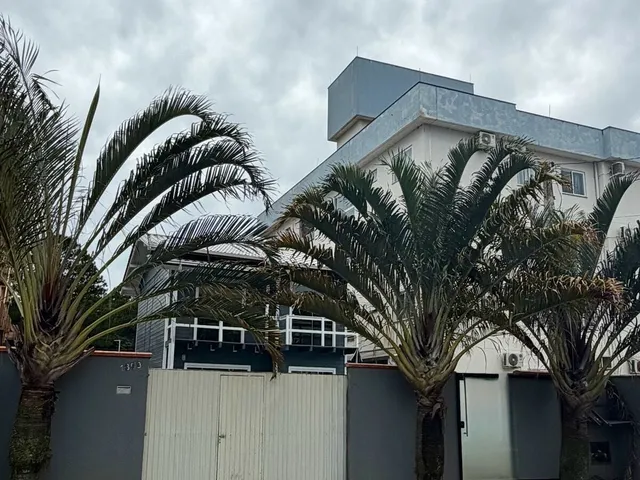 Imagem 12: Casa com piscina!