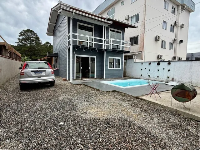 Imagem 9: Casa com piscina!
