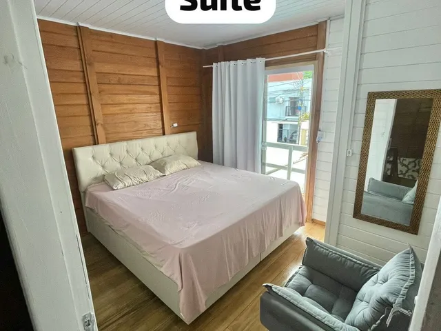 Imagem 3: Casa com piscina!