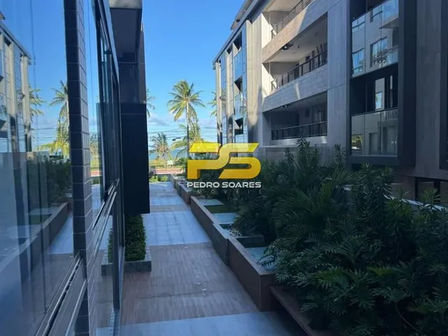 Imagem: O apartamento possui 2 Dormitórios, 1 Suíte, 2 Banheiros,