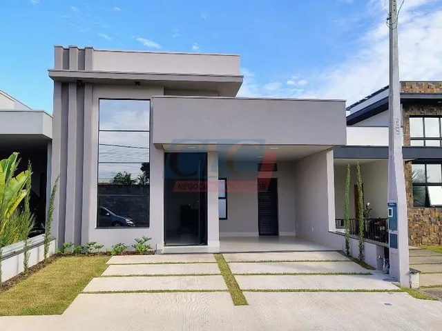 Imagem: A casa possui 3 Dormitórios, 3 Suítes, 4 Banheiros, 3