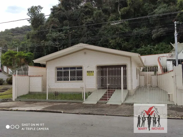Imagem: Casa para alugar no bairro Vila Cruz - Poços