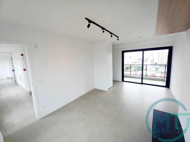 Imagem 8: P style="line-height: 1.4;">Descubra este encantador apartamento vazio, localizado no