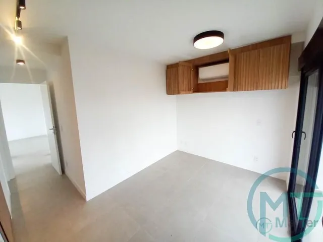 Imagem 6: P style="line-height: 1.4;">Descubra este encantador apartamento vazio, localizado no